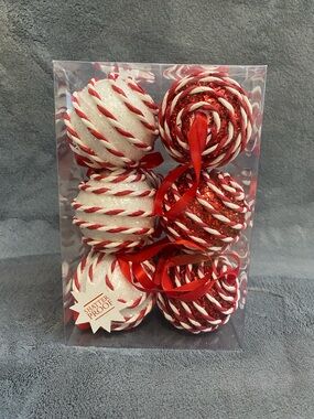 NIB Set of 12 Red and White Twisted Rope Christmas Ornaments